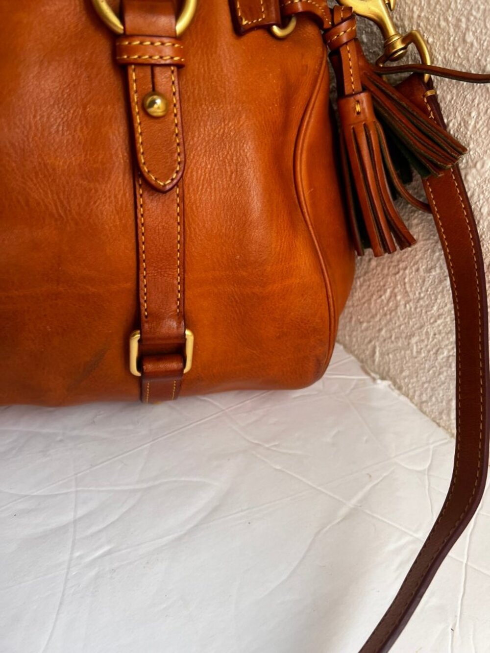 $599 DOONEY & BOURKE FLORENTINE LARGE LEATHER TASSLE SATCHEL - Picture 6 of 14